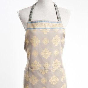 Beige Jacquard Full-Size Cuisine Apron with a Big Front Pocket